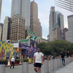 Meet your Posher, Irakli